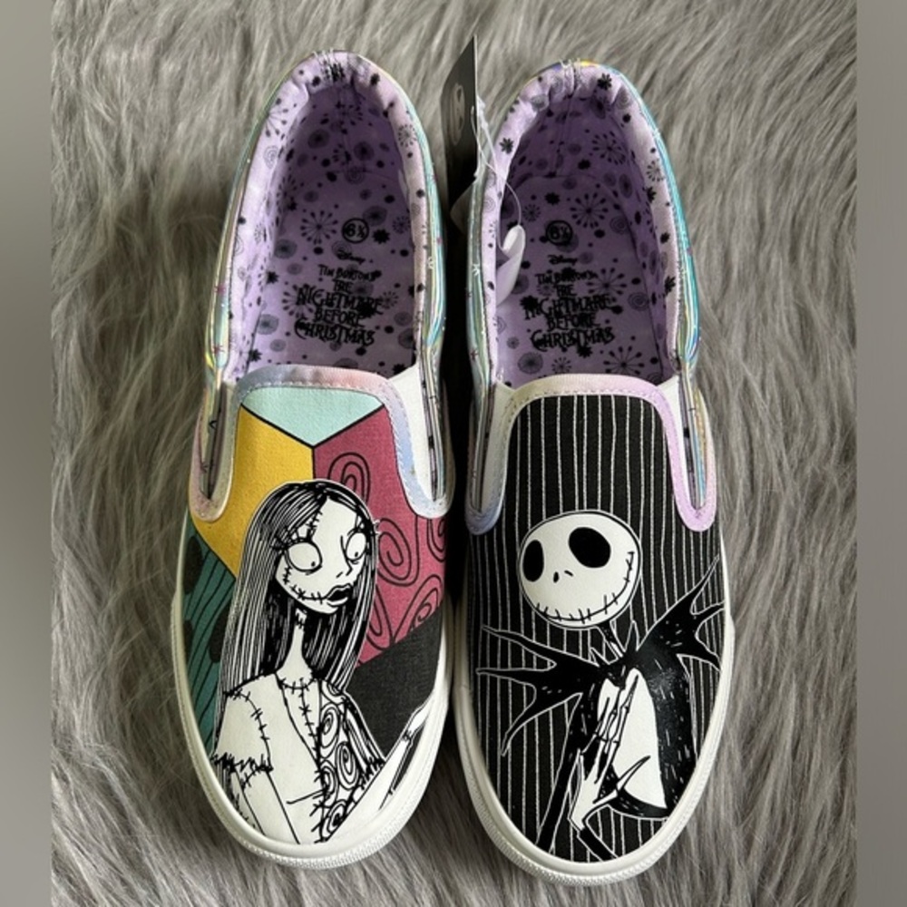 Disney The Nightmare Before Christmas Sneakers Womens Size 6 1/2 Slip On‎ Shoes